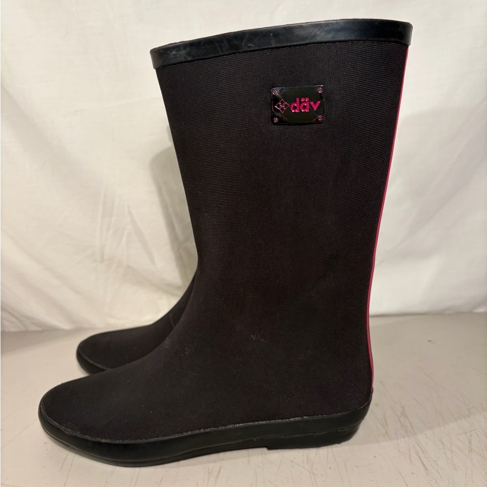 dav Women's Black Rain Boots with Pink Stripe on back size 6 height 10” scratch - Picture 3 of 9